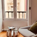 Rua Do Crucifixo Cozy 1 Bedroom 2J